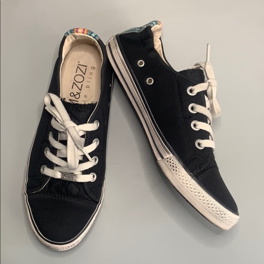 Kim & Zozi hippie bling sneakers size 9